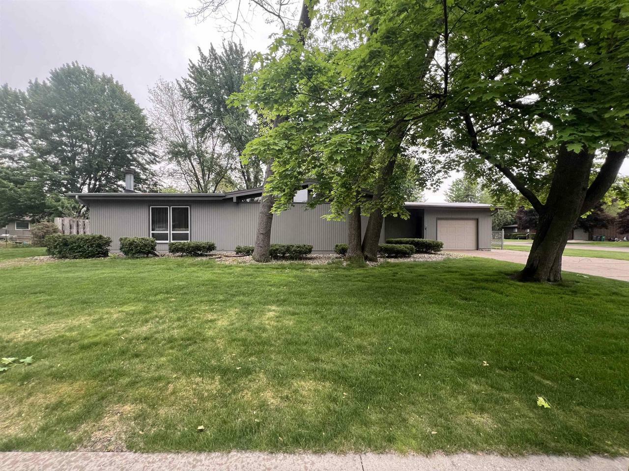 Property Photo: 1011 19th Avenue South WI 54495