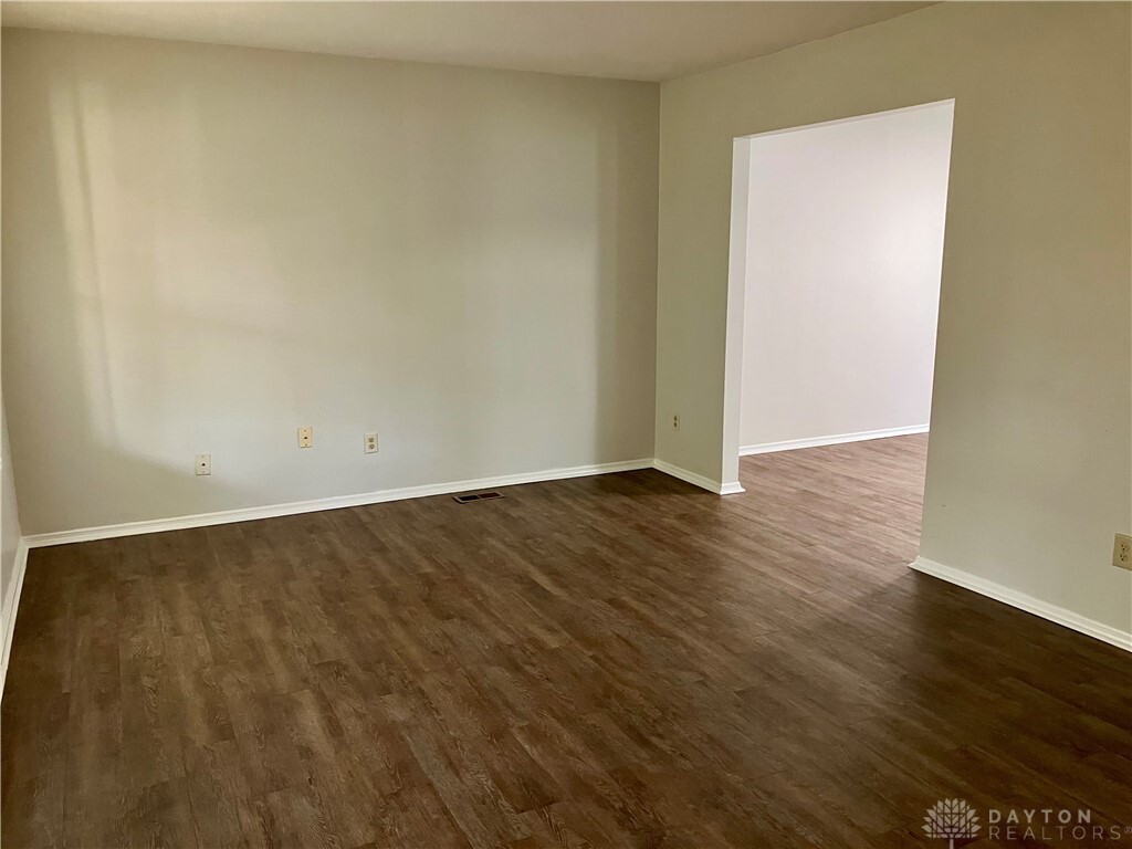 Property Photo: 8711 Watergate Drive OH 45424