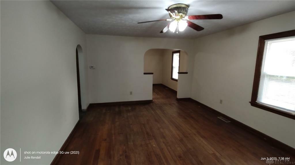 Property Photo: 140 Ledbetter Road OH 45385