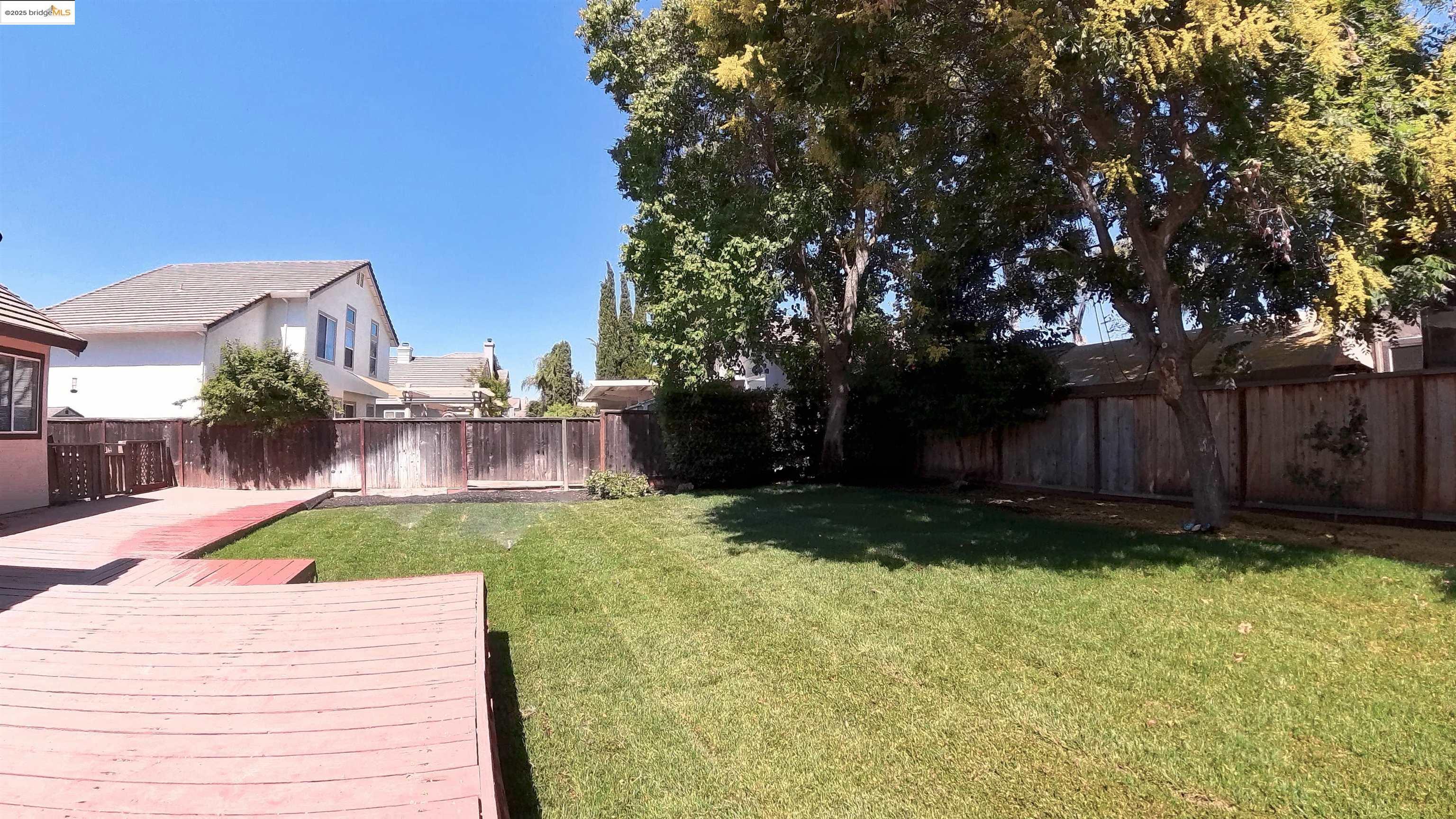 Property Photo: 841 Windmeadows Dr CA 94513
