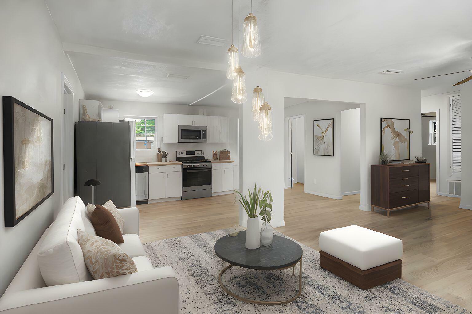 Property Photo:  1023 W Webster Drive  FL 32505 