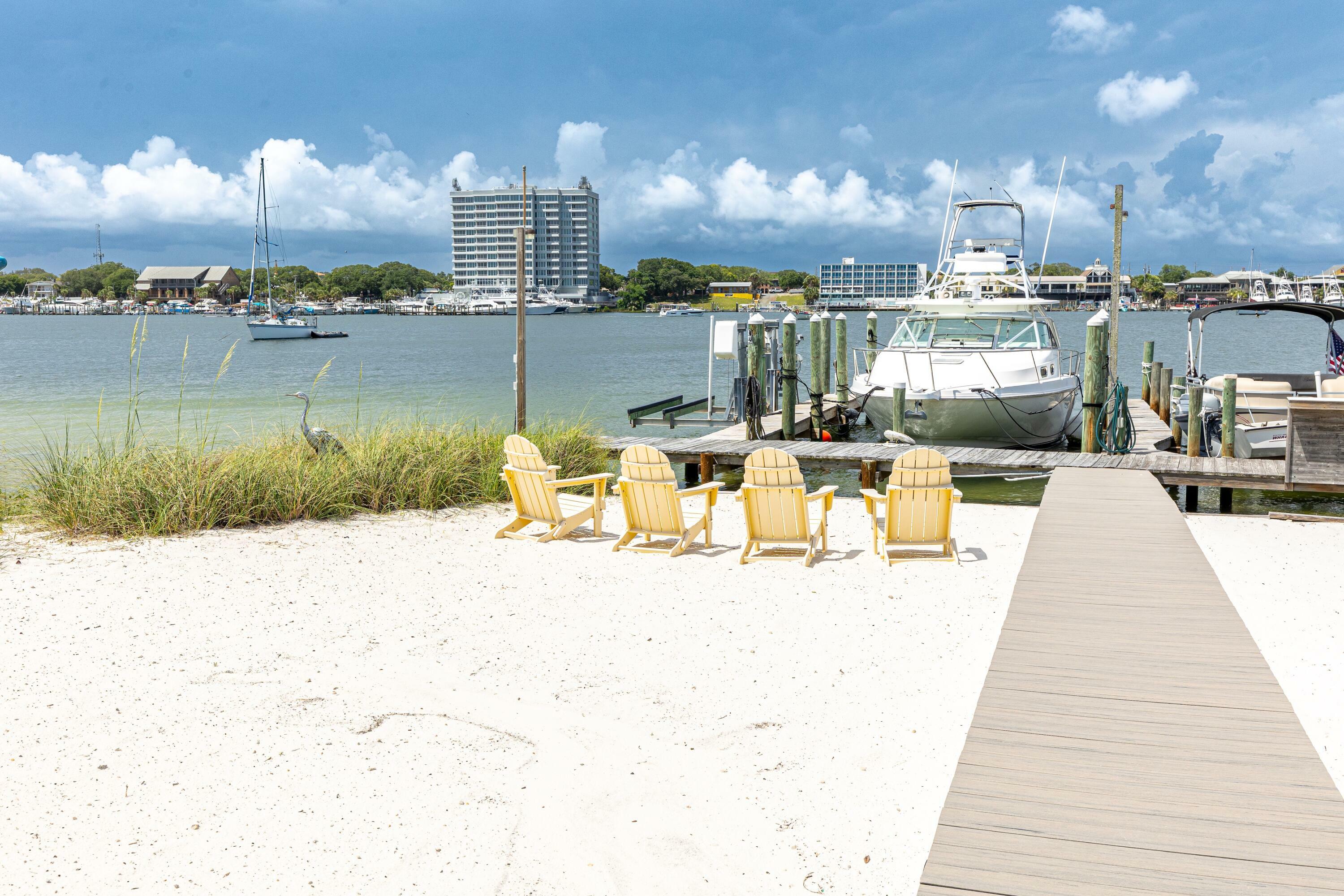 Property Photo:  415 Gulf Shore Drive 1  FL 32541 