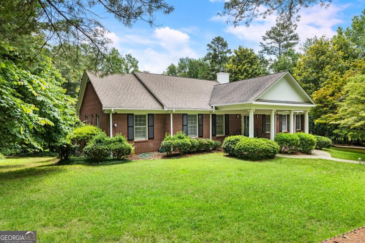 Property Photo: 11270 Stroup Road GA 30075