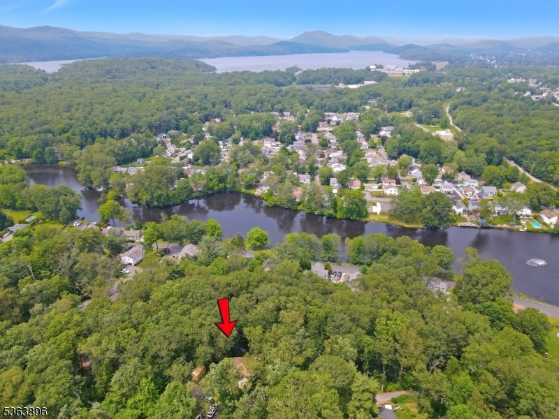 Property Photo:  19 Skyland Ave  NJ 07420 