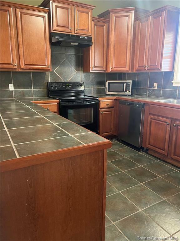Property Photo:  4400 Brown Street P  LA 70607 