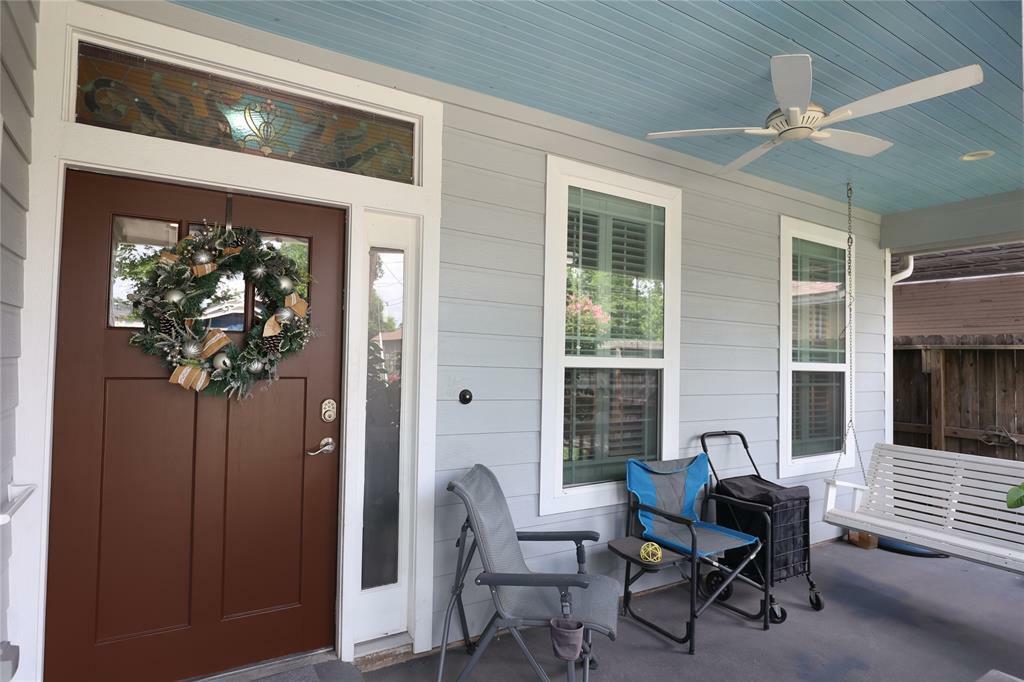 Property Photo: 212 Greenwood Street TX 77011