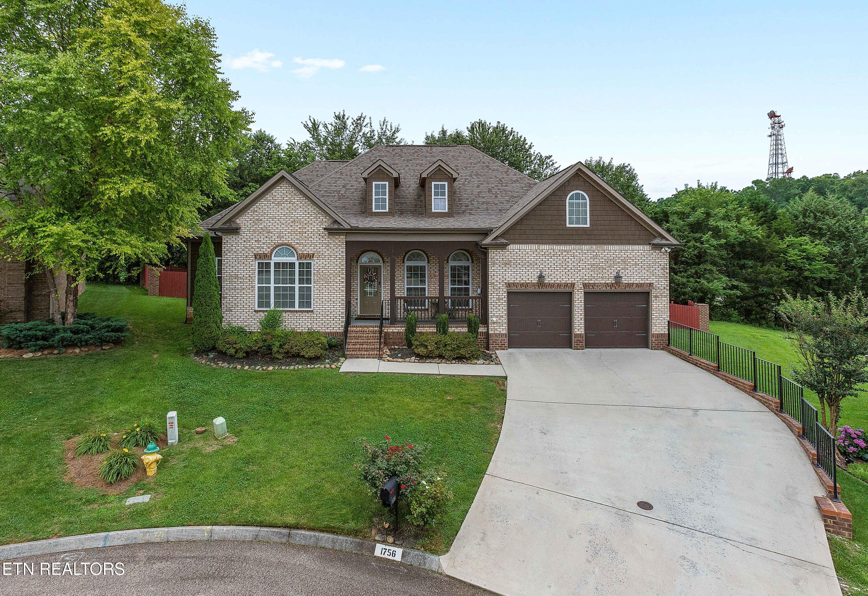 Property Photo: 1756 Apple Grove Lane TN 37922