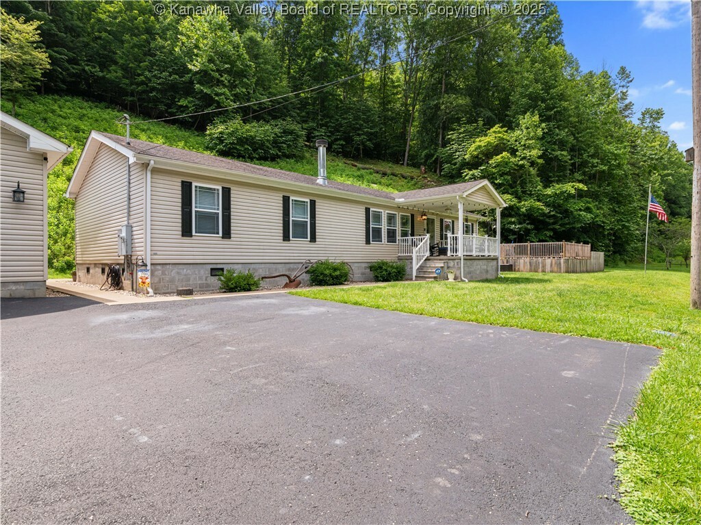Property Photo: 1145 Cameo Road WV 25565