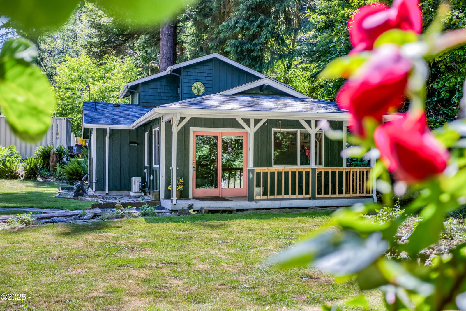 Property Photo:  1474 N Alvord Lane  OR 97368 