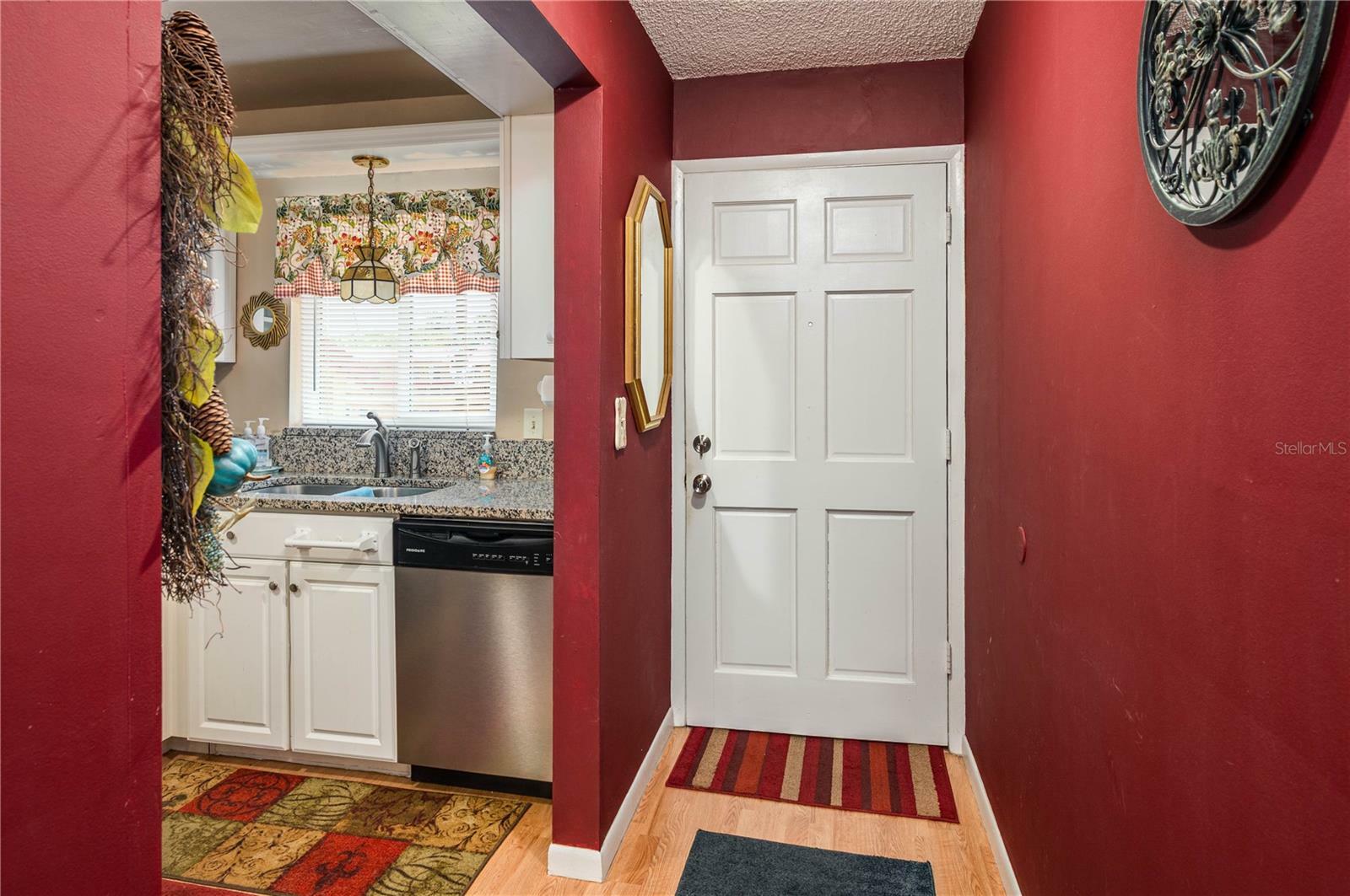Property Photo: 400 El Camino Drive 201 FL 33884