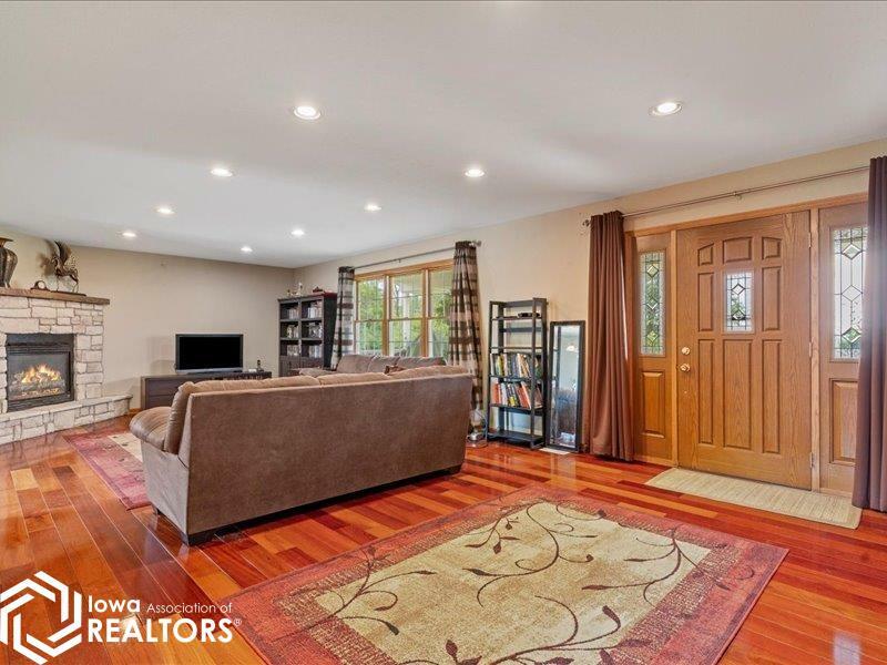 Property Photo: 10520 220th Avenue IA 52623