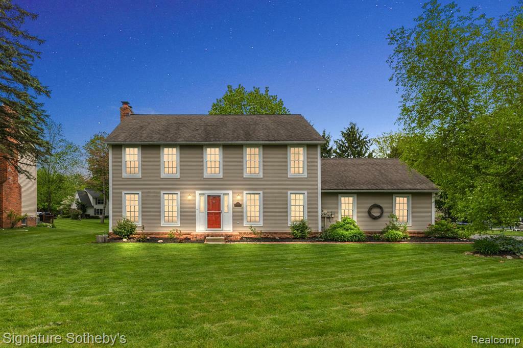 7672 Olde Sturbridge Trail  Clarkston MI 48348 4612 photo