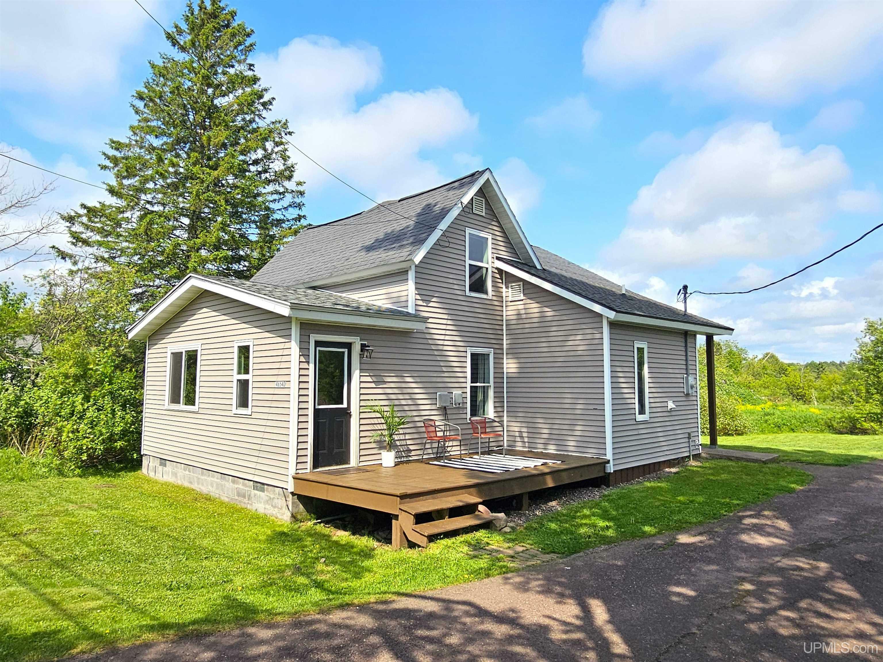 46540 Naumkeg Street  Atlantic Mine MI 49905 photo