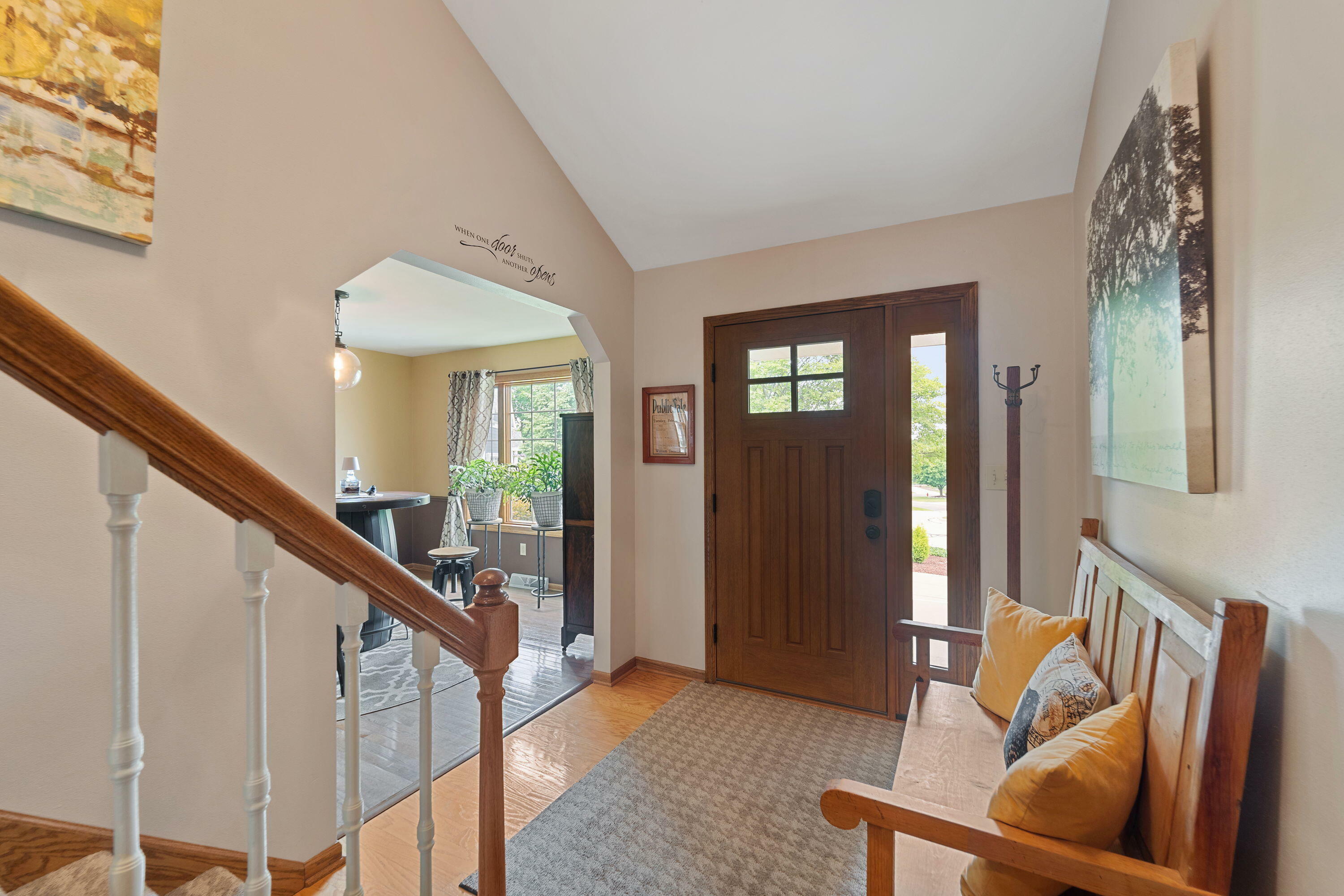 Property Photo: N103w17259 Pinewood Ct WI 53022