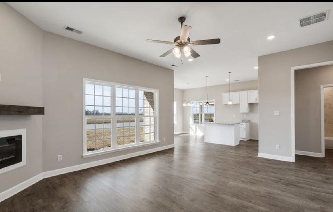 Property Photo: 10203 March Meadows Way MS 38654