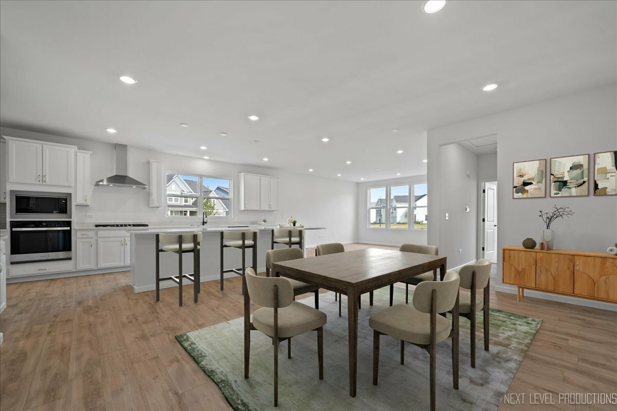 Property Photo:  2308 Lawlor Lane  IL 60564 