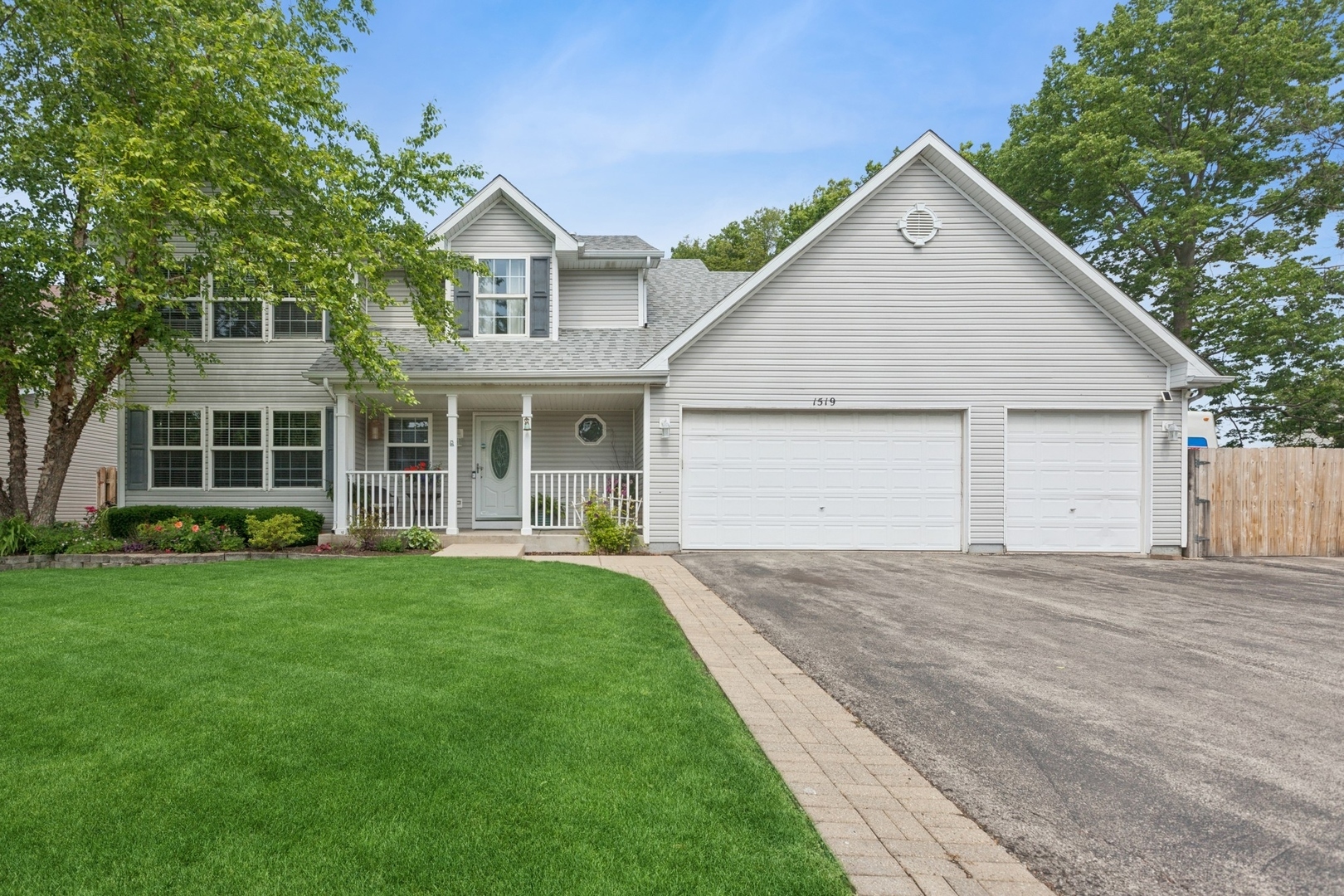 1519 Parkside Drive  Plainfield IL 60586 photo
