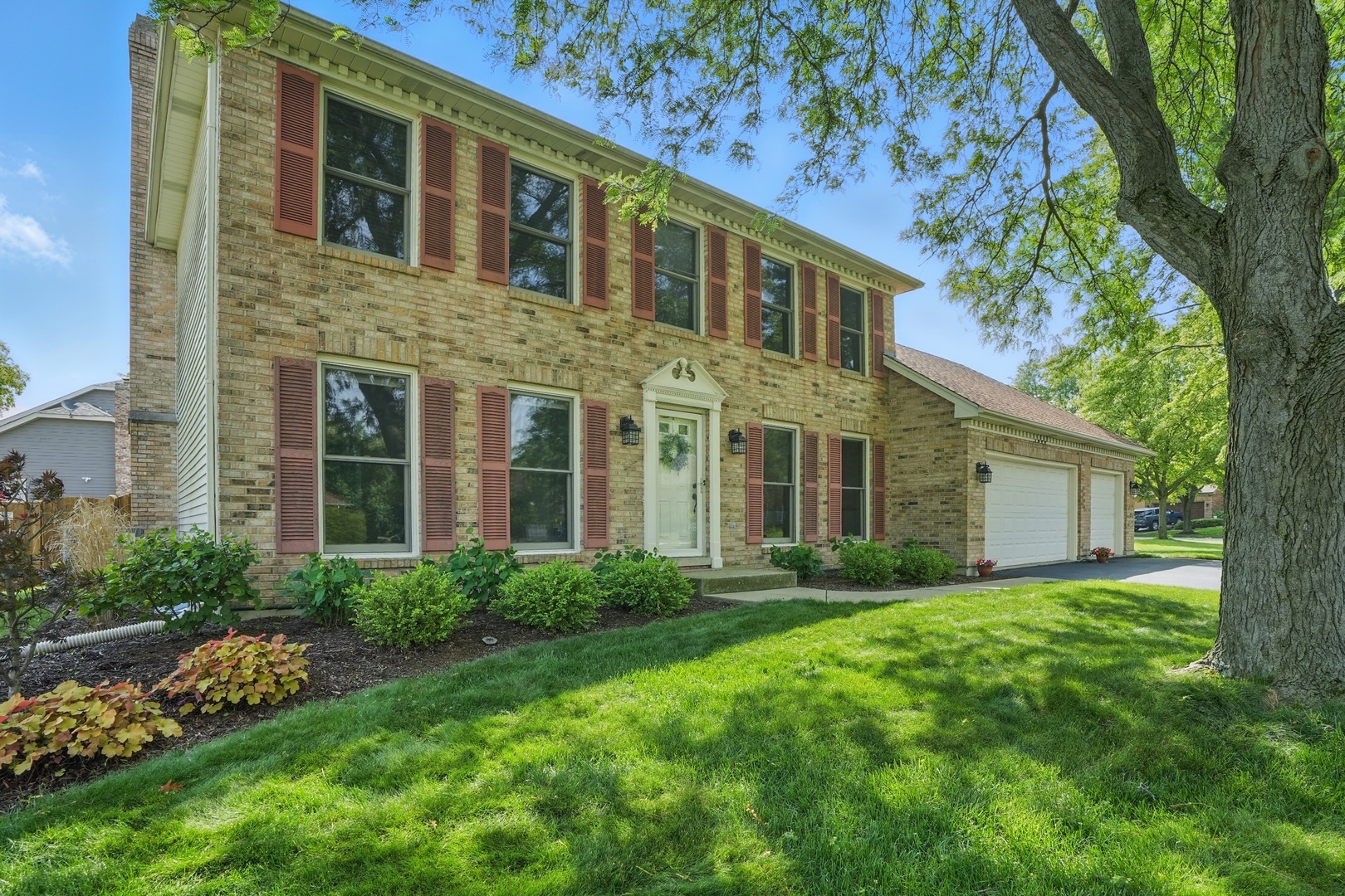 Property Photo: 1844 Slippery Rock Road IL 60565