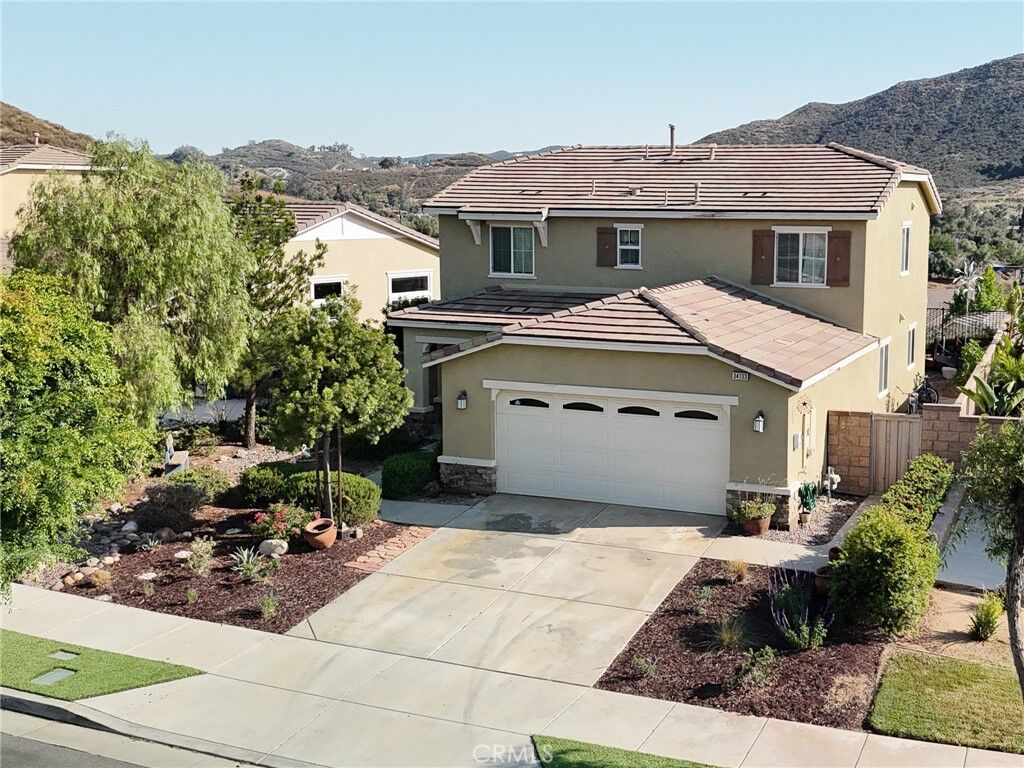 Property Photo: 34133 Dianthus Lane CA 92532