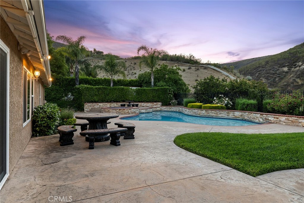 Property Photo: 29773 Kimberly Drive CA 91301