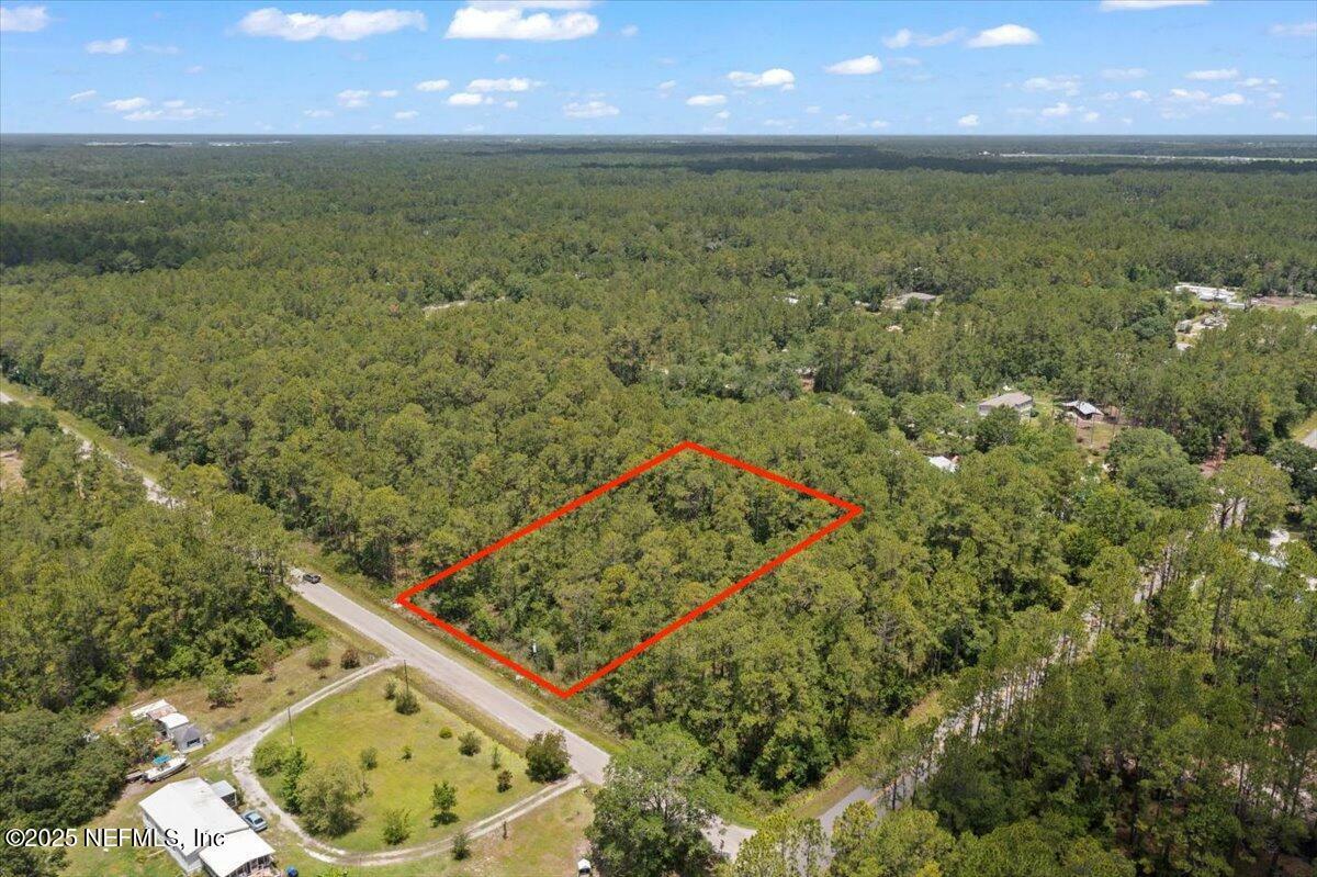 Property Photo: 4210 Theresa Street FL 32145