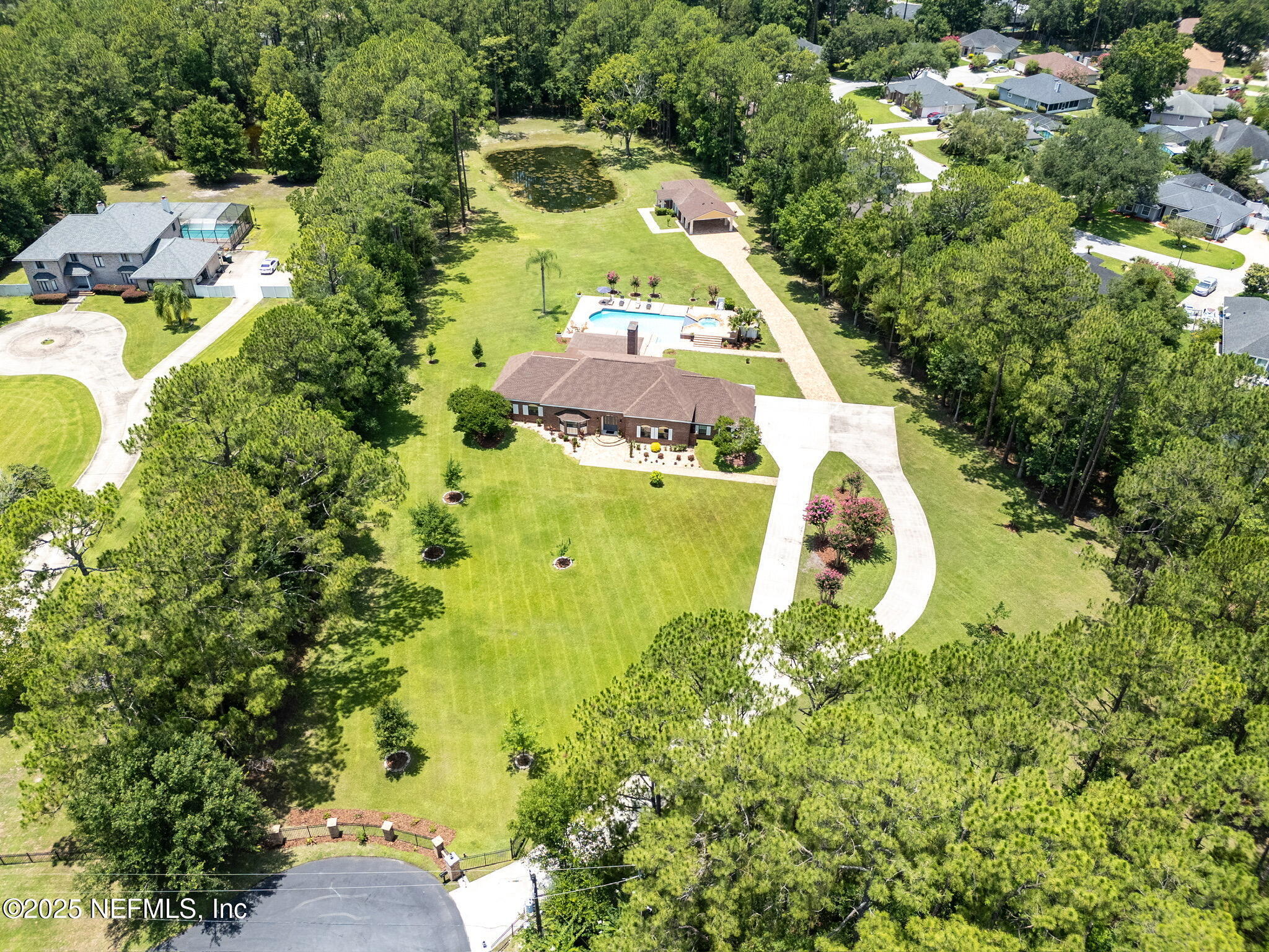 Property Photo: 10710 Sky Lark Drive FL 32257