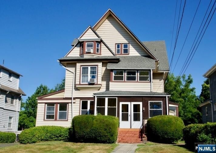 Property Photo:  76 Grove Street  NJ 07042 
