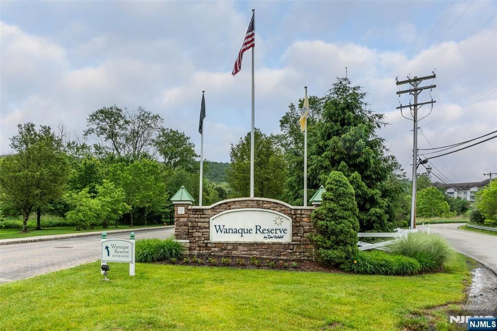 Property Photo:  10416 Warrens Way  NJ 07465 