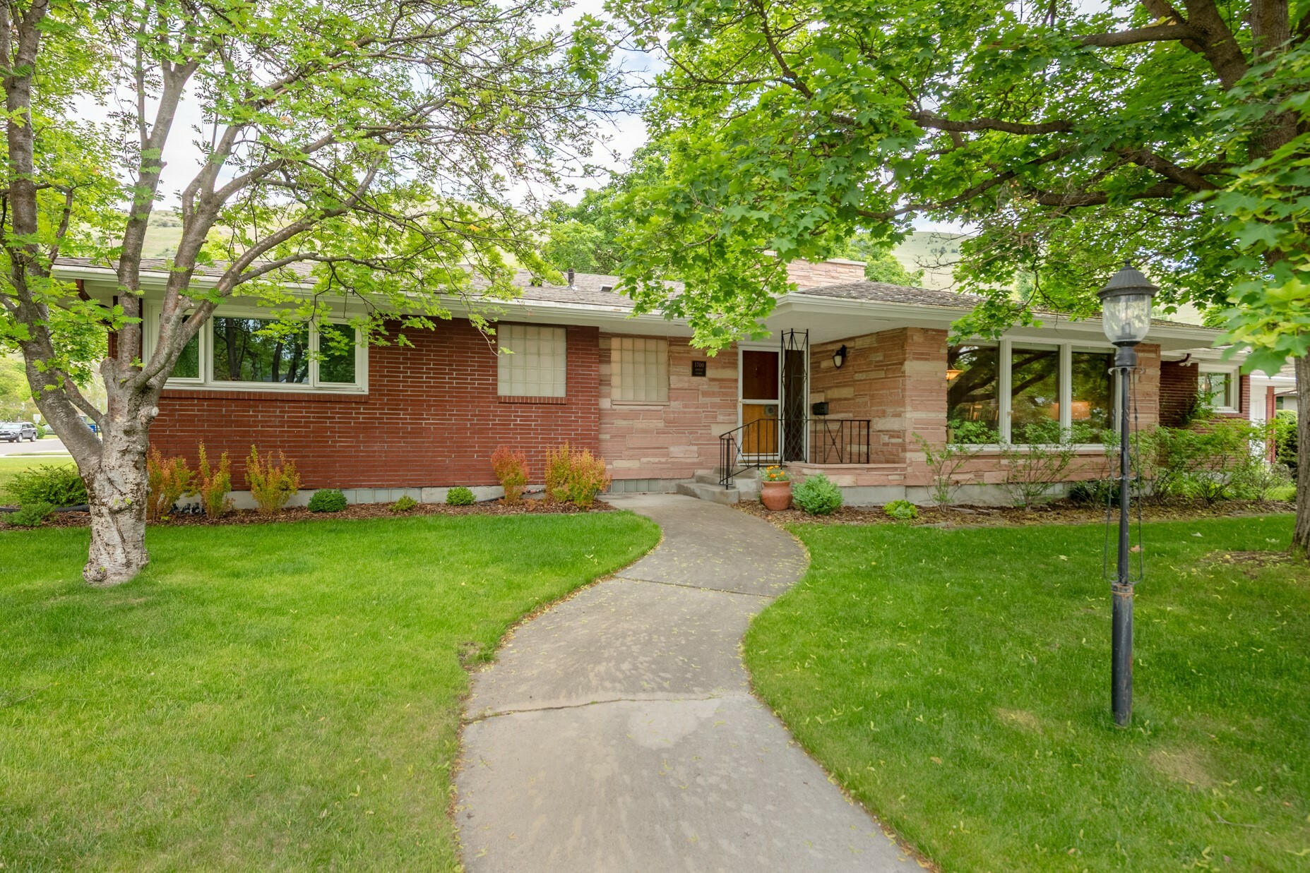 Property Photo: 1700 Arthur Avenue MT 59801