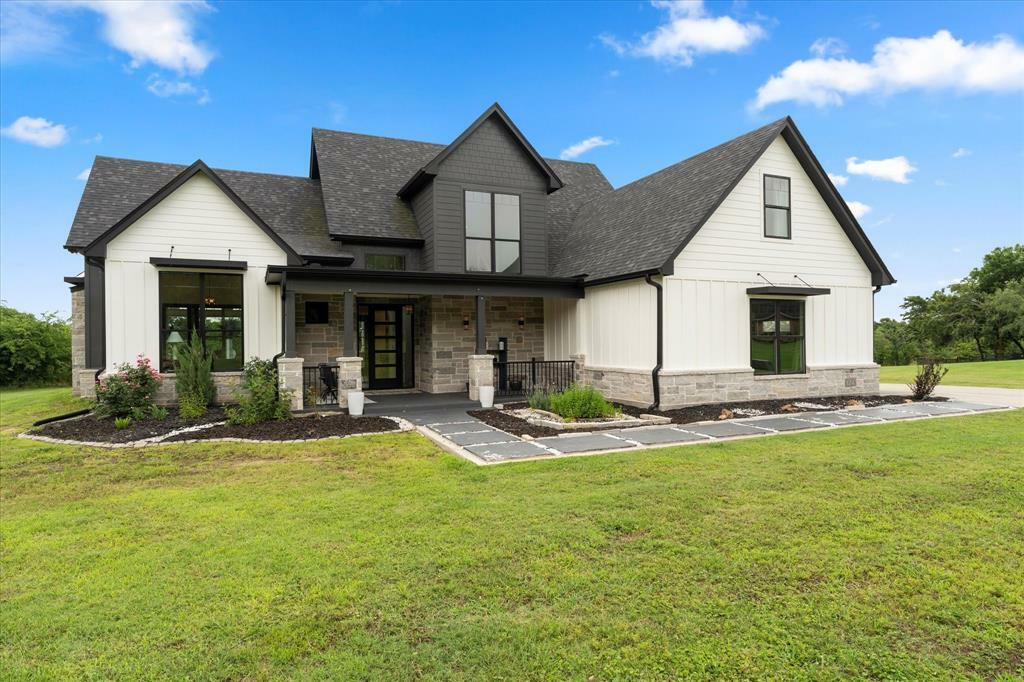 Property Photo: 239 Nelson Drive TX 75482