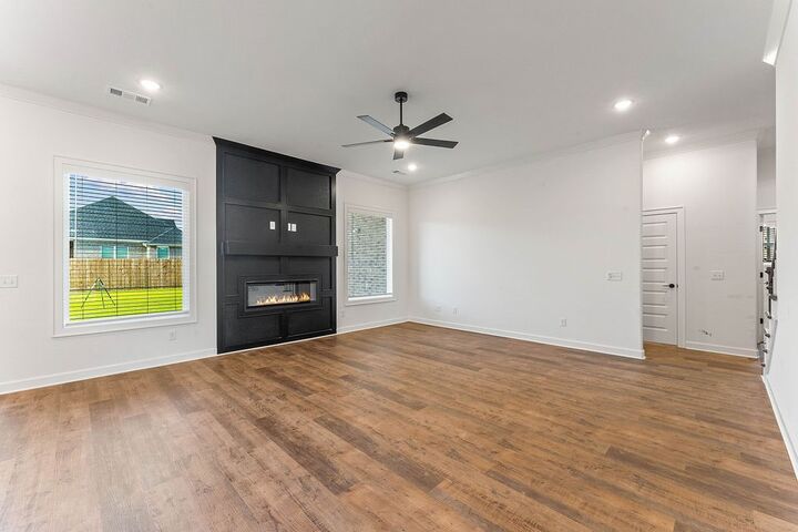 Property Photo:  1908 Ferguson Street  AR 72751 