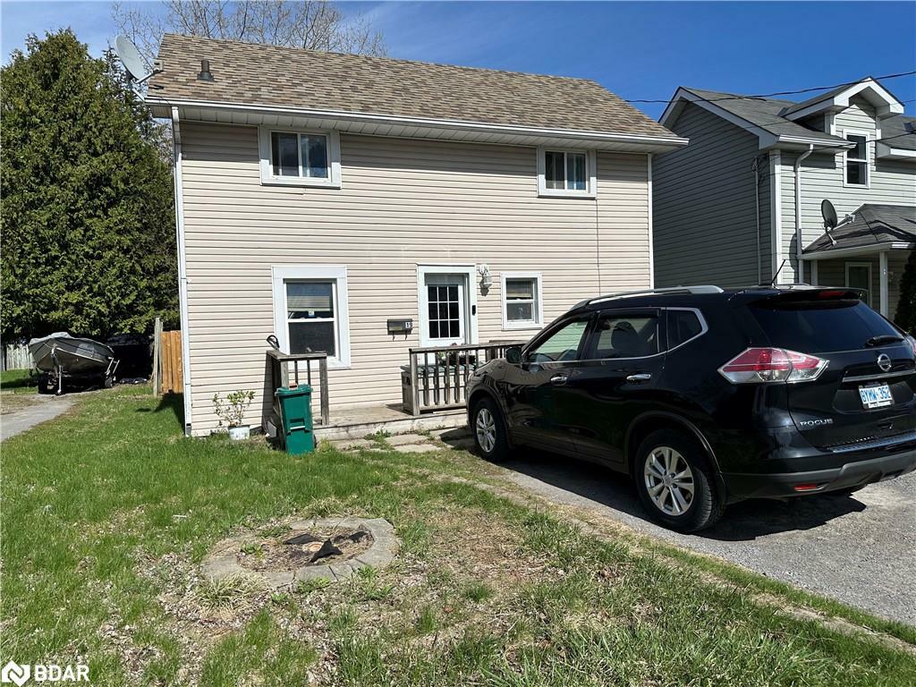 Property Photo:  19 Pelham Street  ON K8V 5A8 