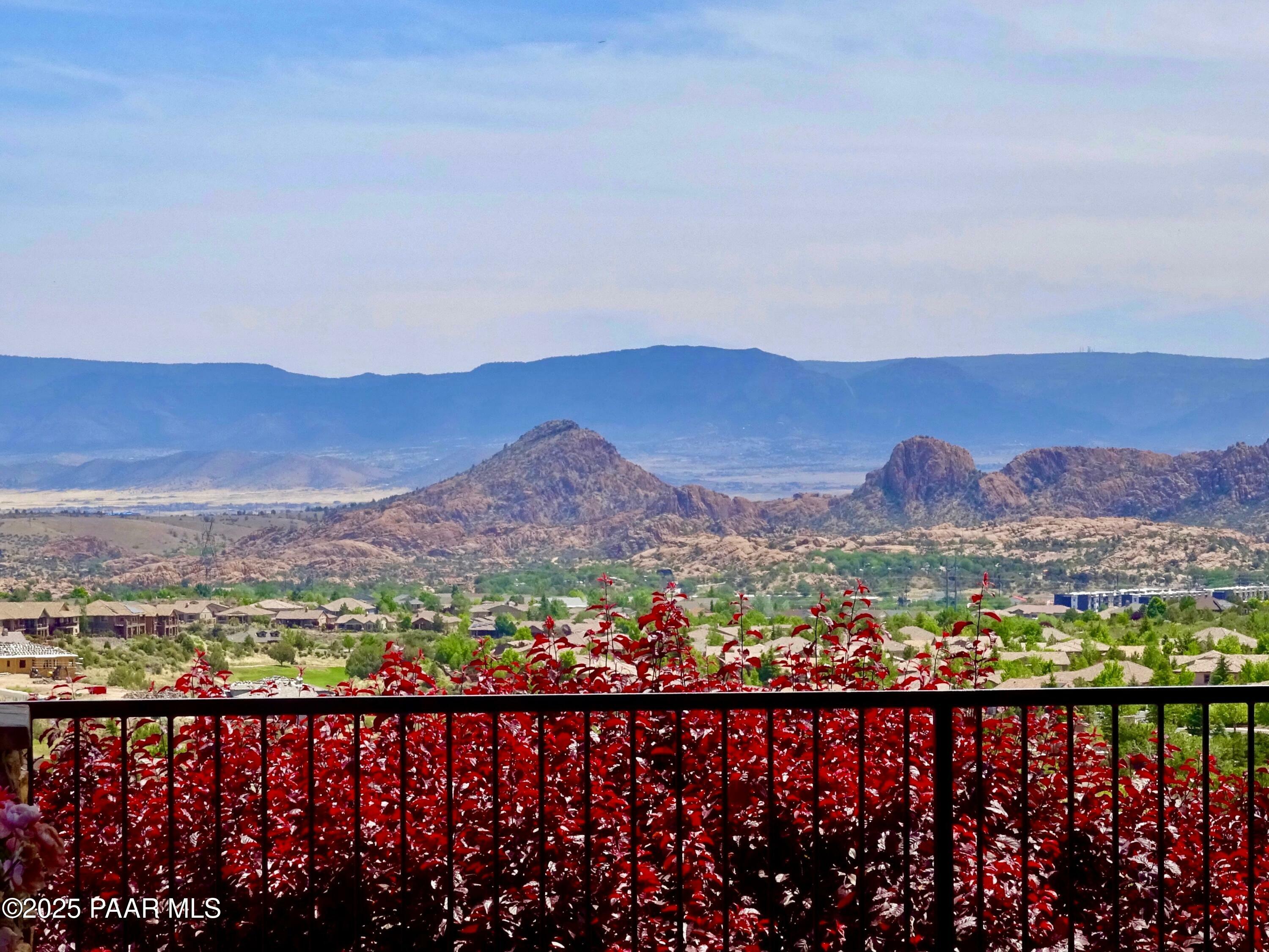 Property Photo: 1046 Vantage Point Circle AZ 86301