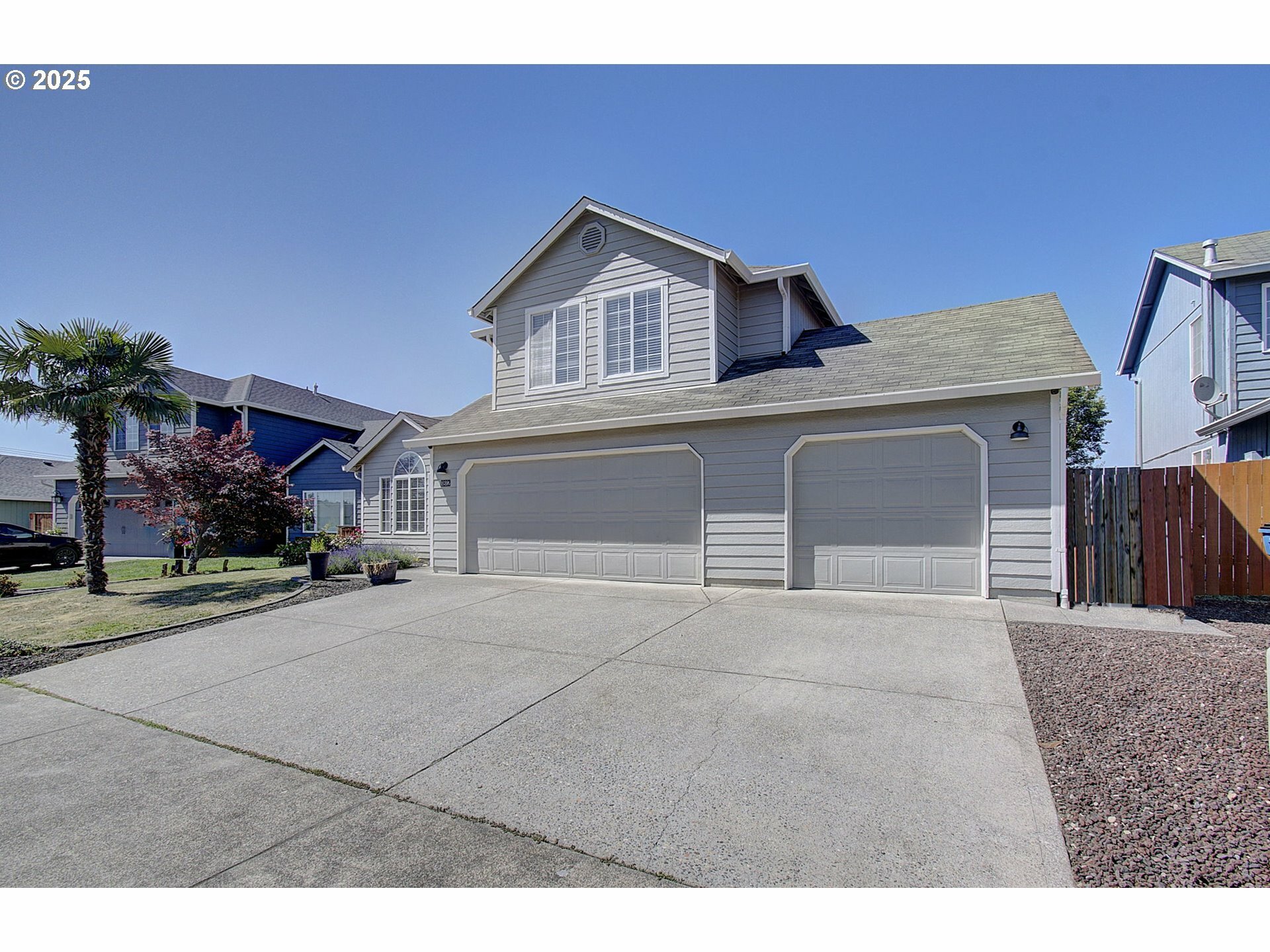 Property Photo:  1812 NW 14th St  WA 98604 