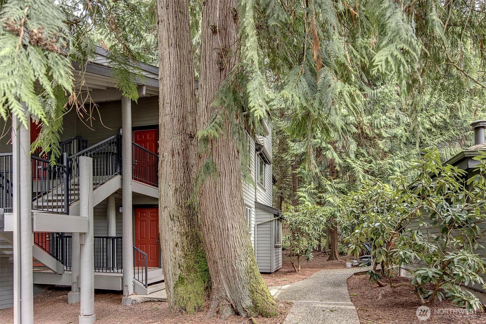 Property Photo: 14605 NE 81st Street D-19 WA 98052