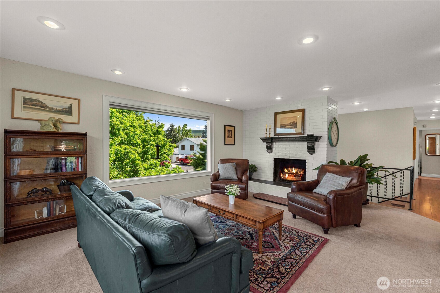 Property Photo: 1108 Dale Street SE WA 98802