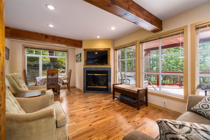 Property Photo:  1026  Chinook Way  WA 98221 