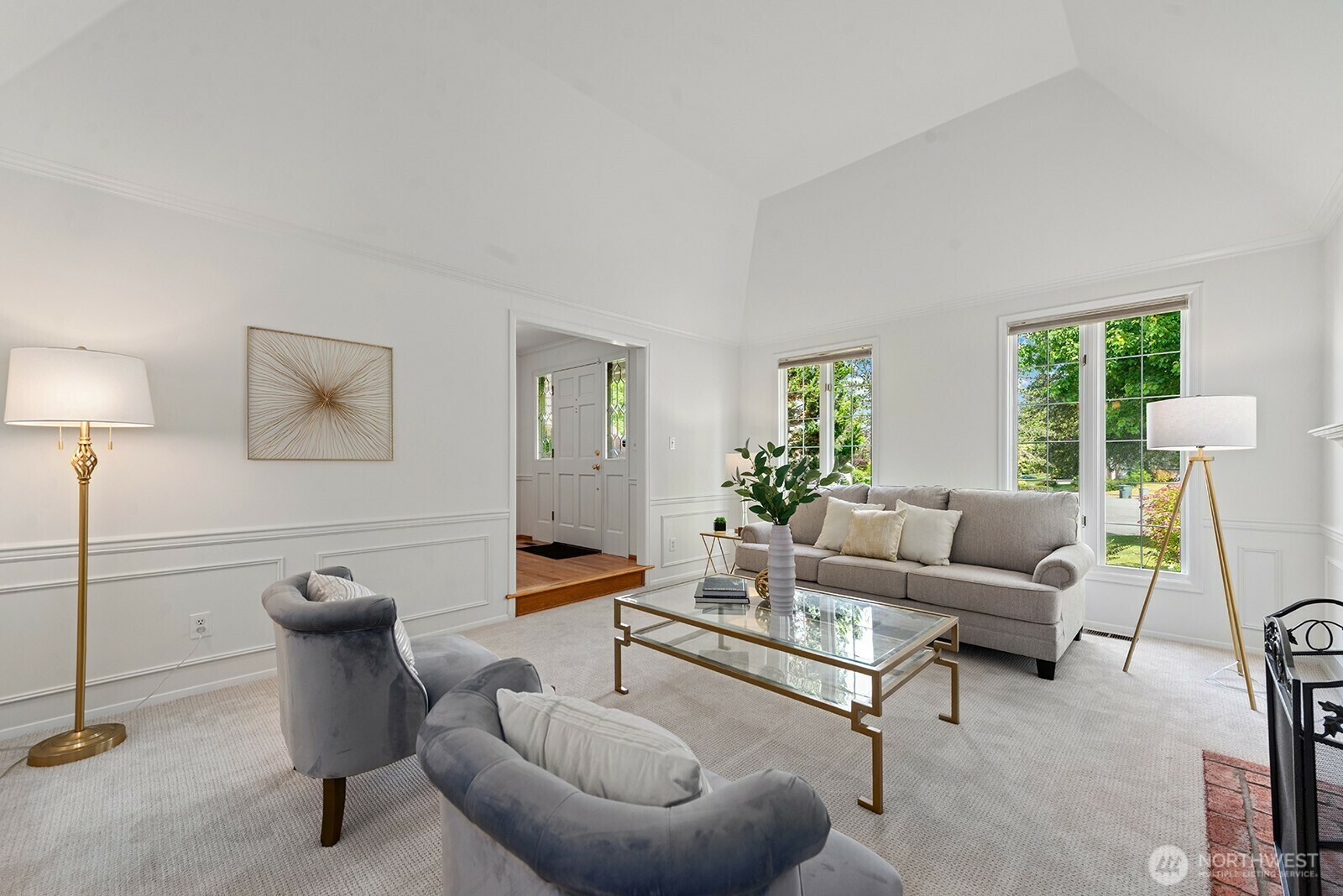Property Photo: 24125 SE 46th Place WA 98029