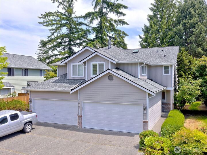 Property Photo: 10105 6th Drive SE B WA 98208