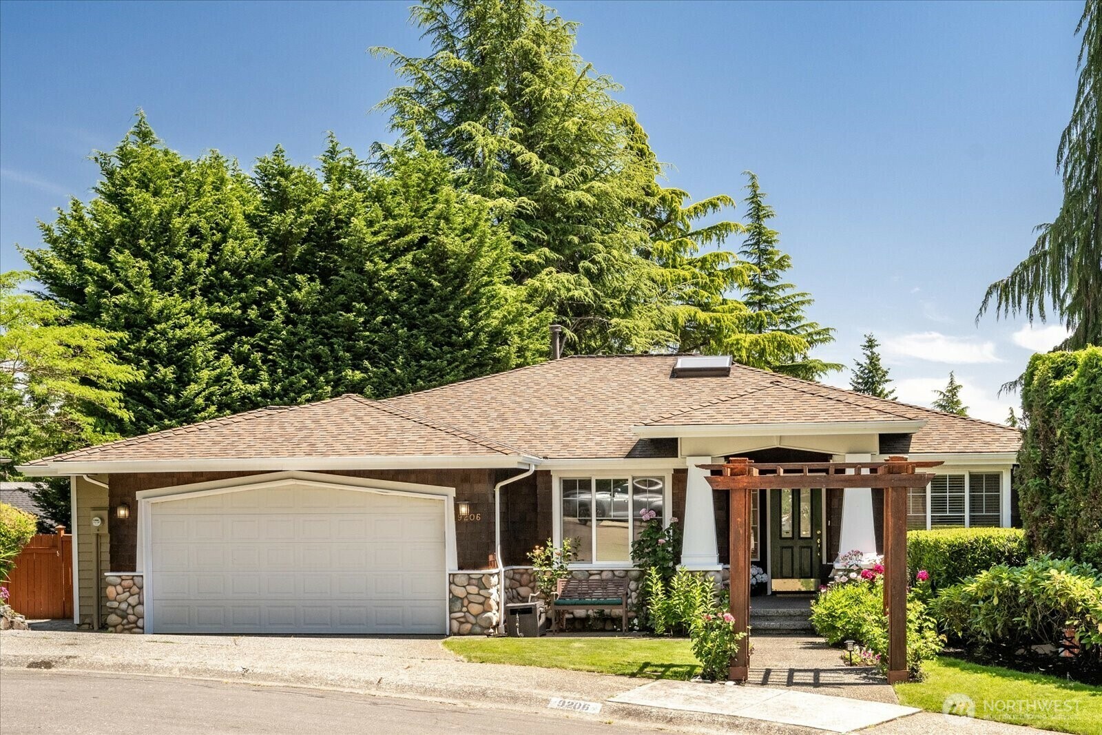 Property Photo: 9206 NE 126th Place WA 98034