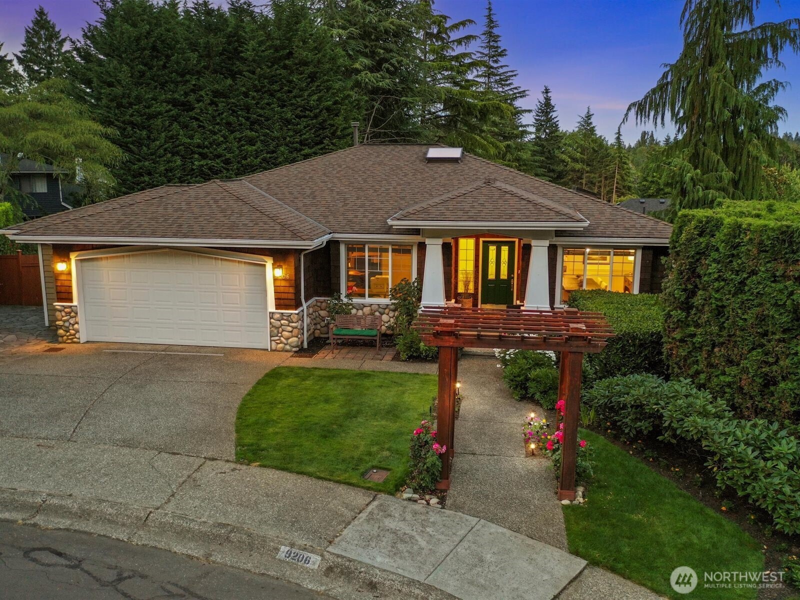Property Photo: 9206 NE 126th Place WA 98034