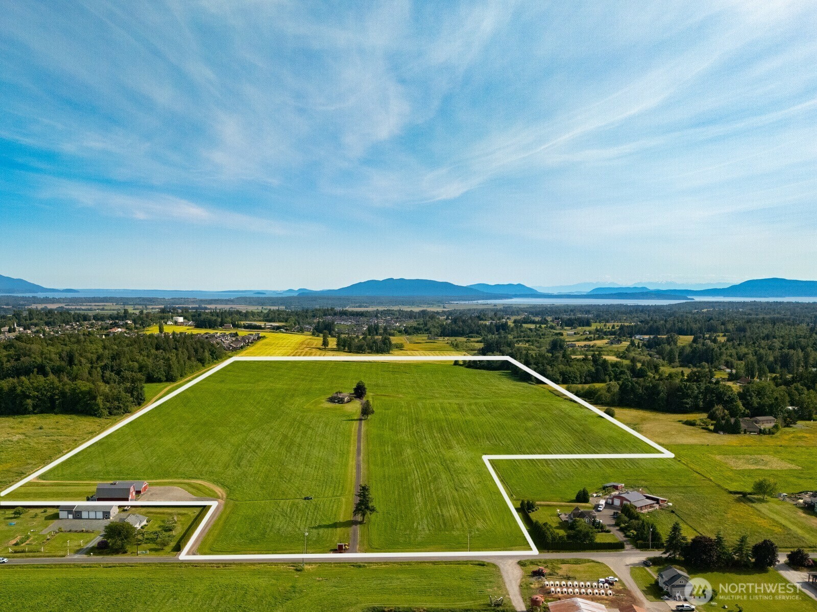Property Photo: 2751 Aldergrove Road WA 98248