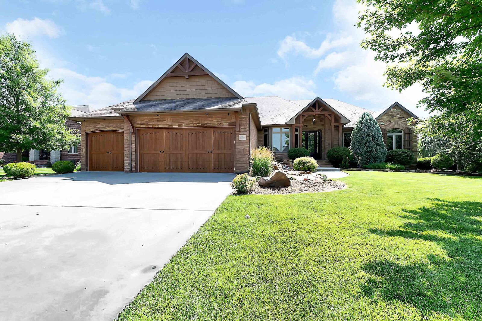 Property Photo: 4024 N Fiddlers Cove St KS 67101