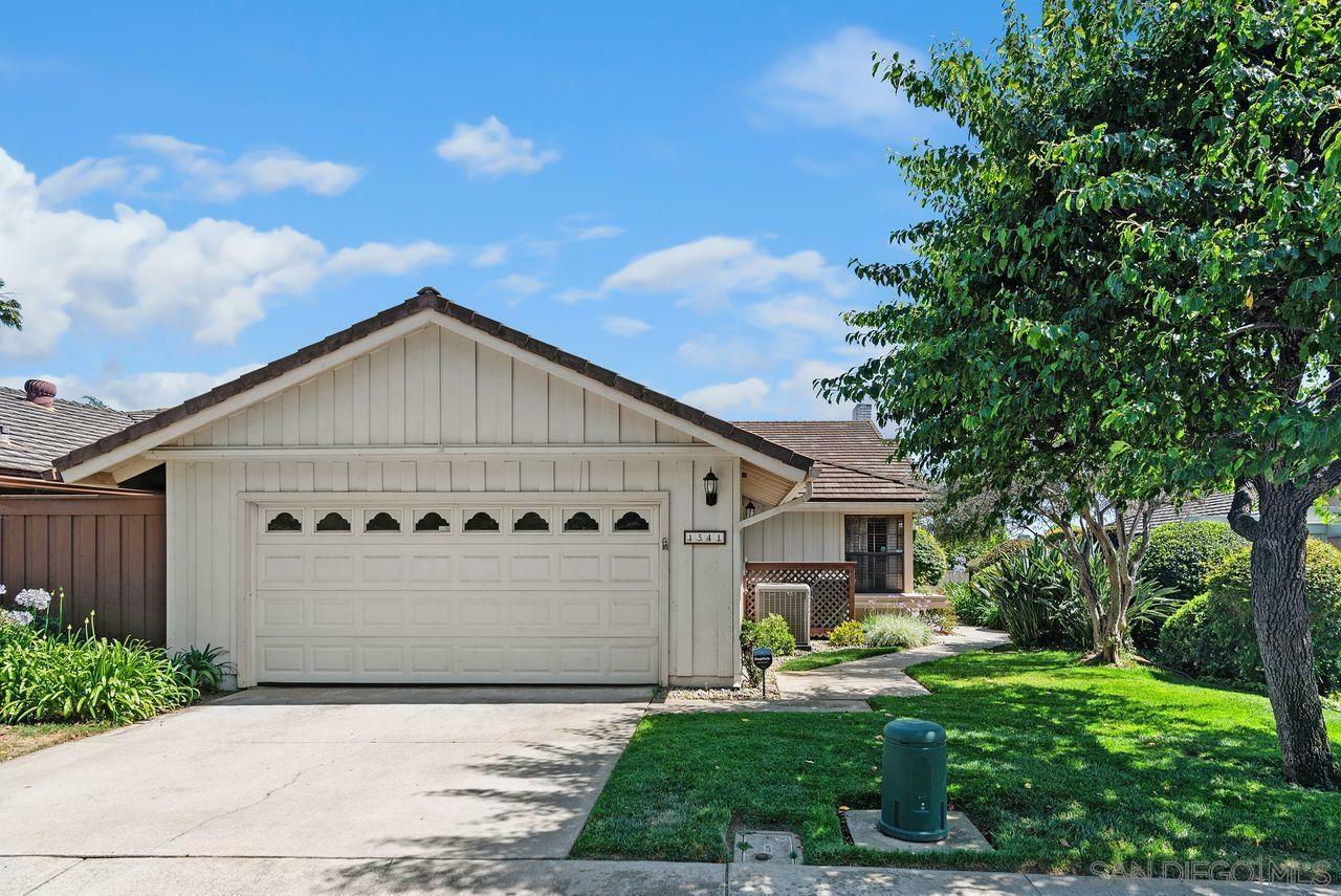 Property Photo:  1541 Vaquero Gln  CA 92026 