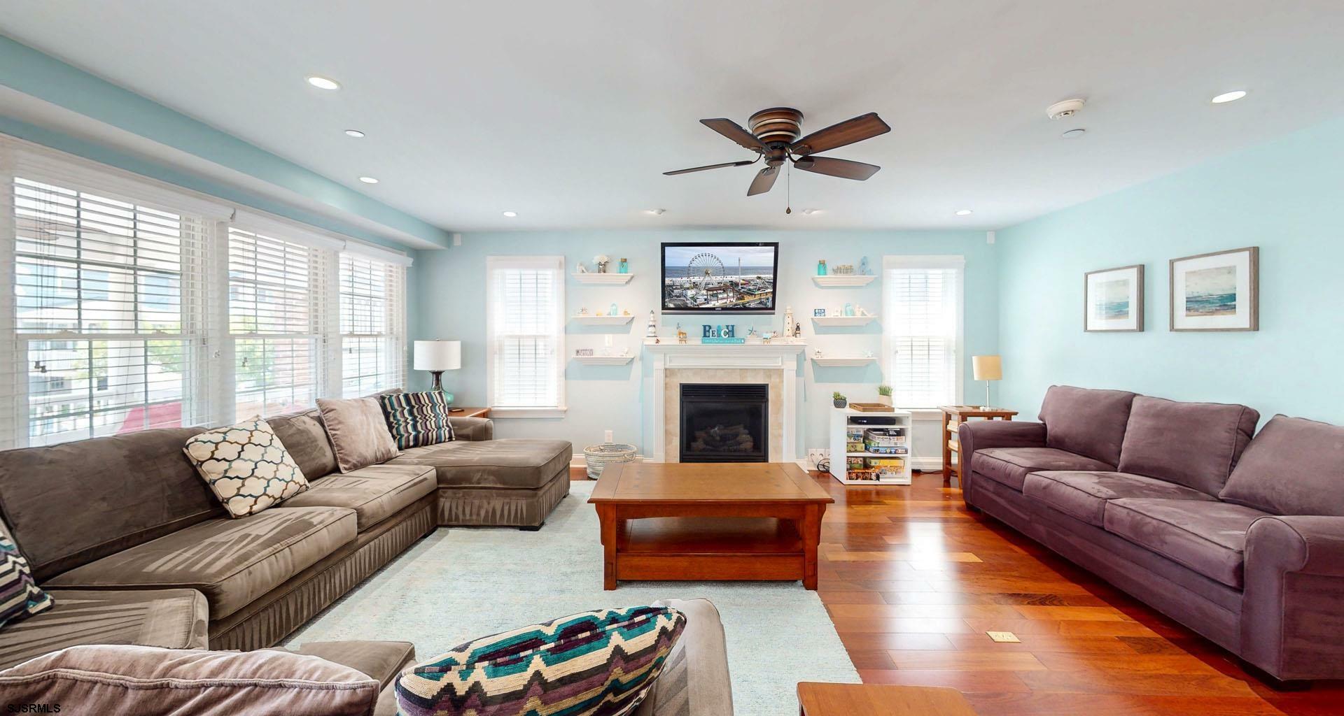 Property Photo: 826 Second Street NJ 08226