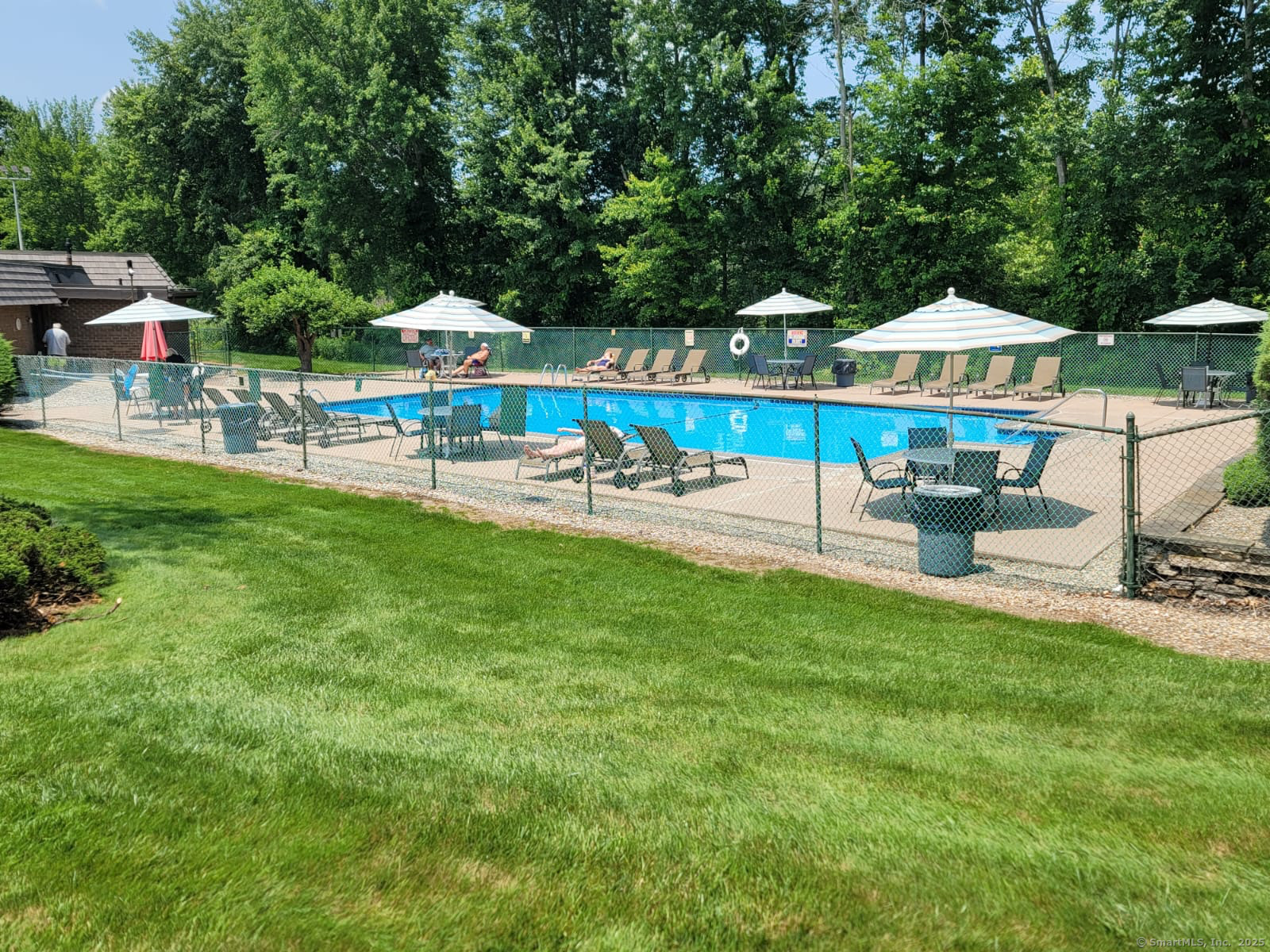 Property Photo: 60 Rambling Brook Lane Apt C3 CT 06033