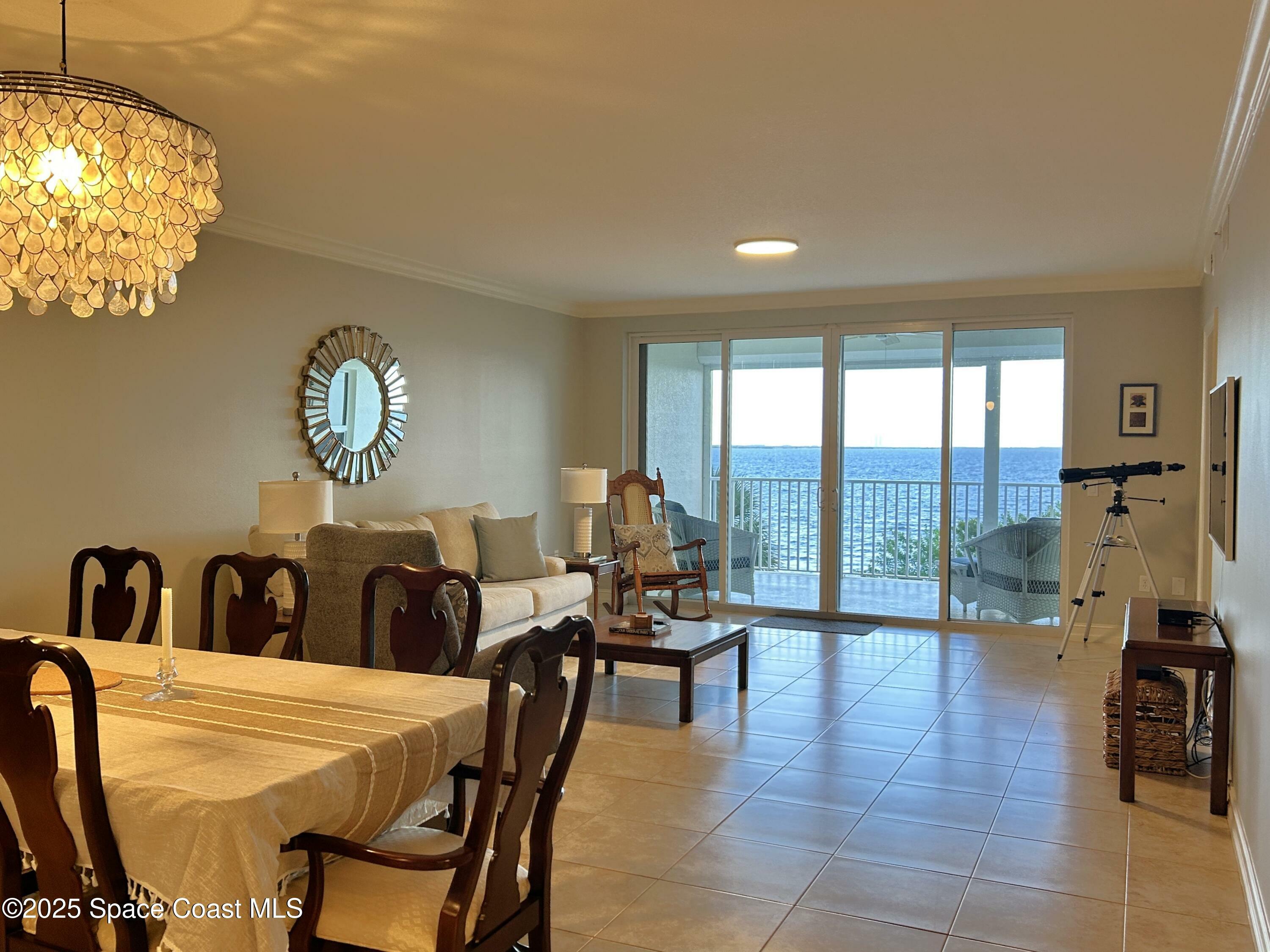 Property Photo: 7 Indian River Avenue FL 32796