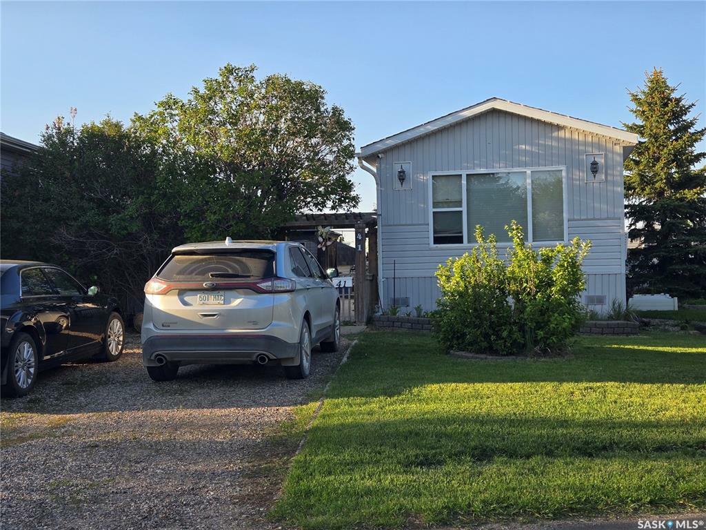 41 Crystal Drive  Edenwold Rm No. 158 SK S4L 1B4 photo