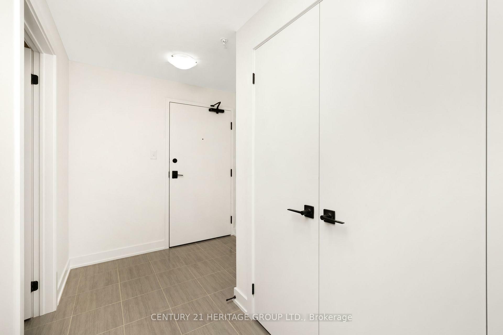 Property Photo: 1 Chef Lane 402 ON L9J 0T1