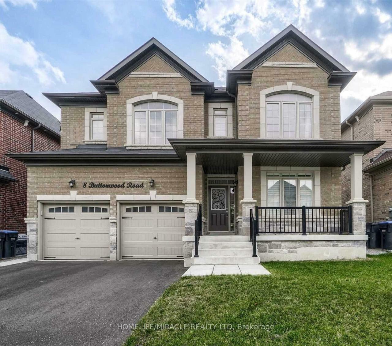 Property Photo: 8 Buttonwood Road ON L6P 4J9